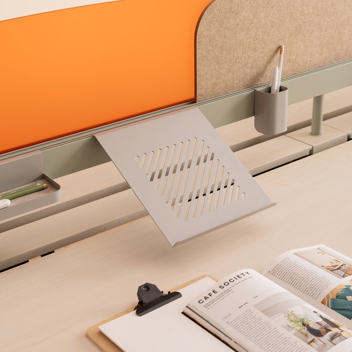 [리바트오피스] 볼루토 노트북 거치대